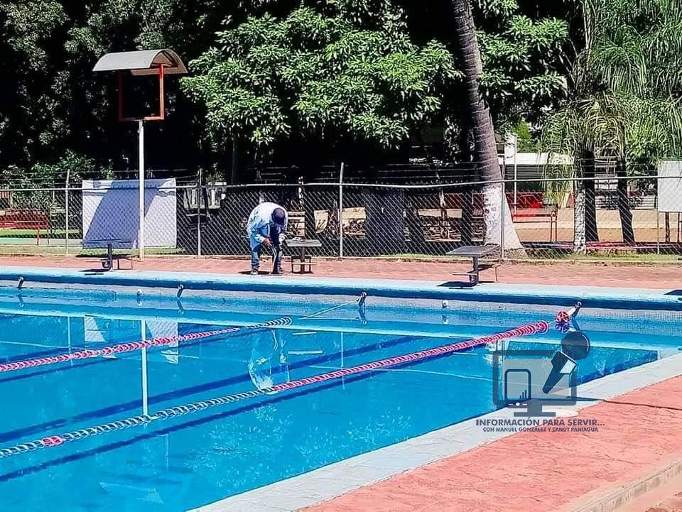 Continúa proceso de mantenimiento y limpieza de la alberca en la unidad ...